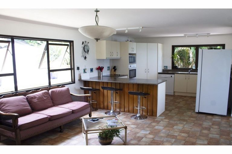 Photo of property in 202 Manganese Point Road, Tamaterau, Whangarei, 0174