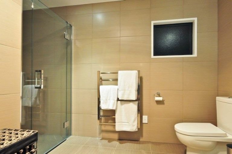 Photo of property in 8 Castlewold Place, Huntington, Hamilton, 3210