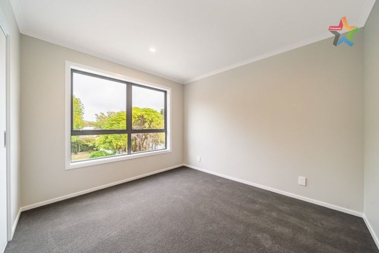 Photo of property in 2/10 Marion Street, Silverstream, Upper Hutt, 5019
