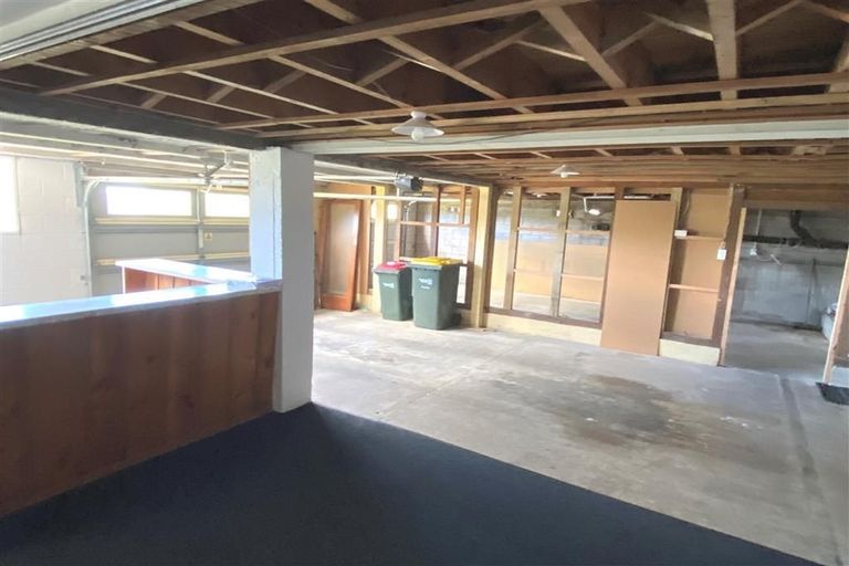 Photo of property in 54 Jaemont Avenue, Te Atatu South, Auckland, 0610