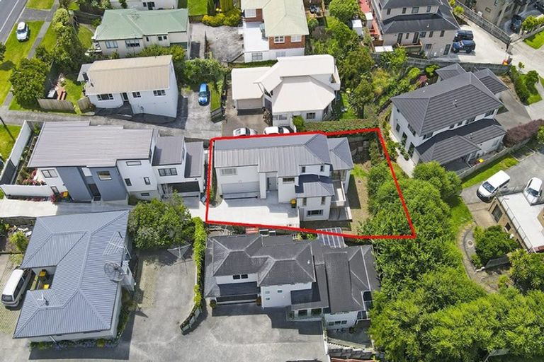 Photo of property in 674a East Coast Road, Pinehill, Auckland, 0630