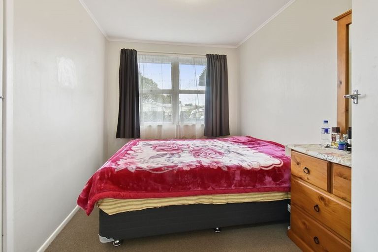 Photo of property in 22 Eastburn Street, Papakura, 2110