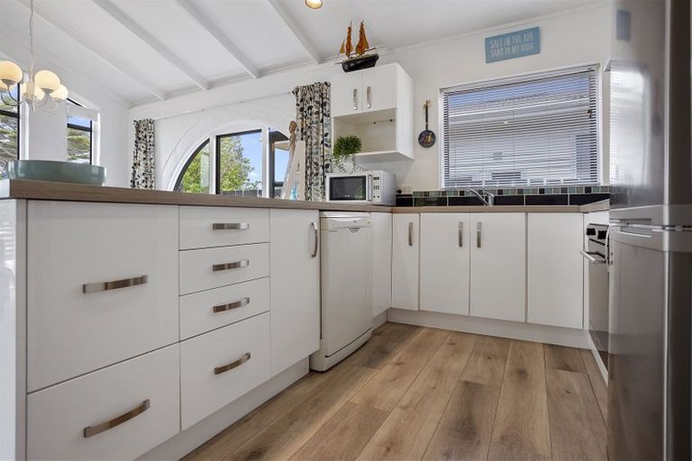 Photo of property in 43a Pauanui Boulevard, Pauanui, Hikuai, 3579