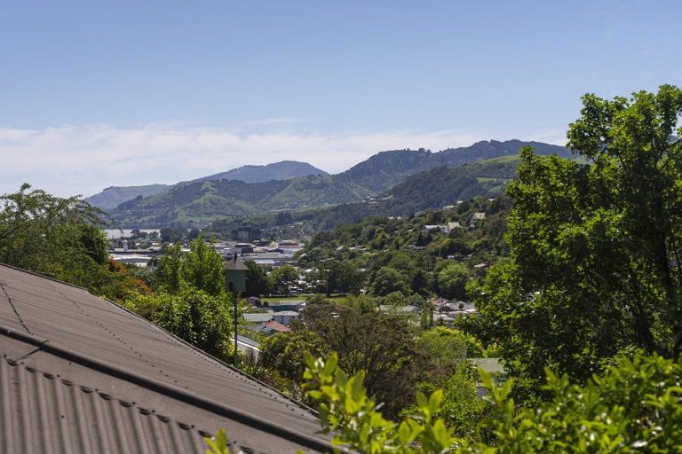 Photo of property in 235 Saint Vincent Street, Toi Toi, Nelson, 7010