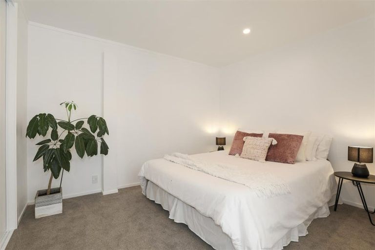 Photo of property in 49 Icarus Place, Sunnybrook, Rotorua, 3015