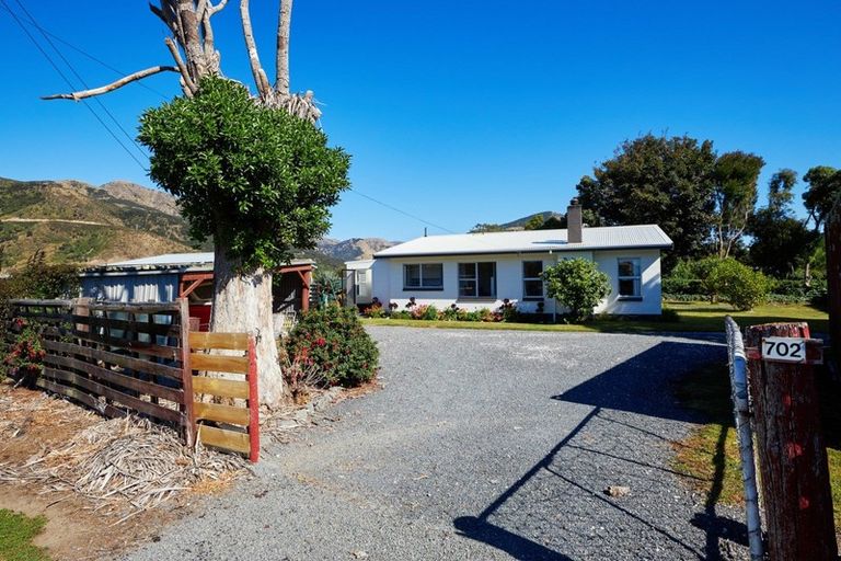 Photo of property in 702 State Highway 1, Peketa, Kaikoura, 7374