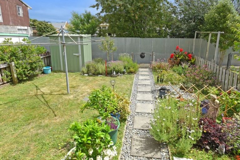Photo of property in 1/14 Totara Street, Trentham, Upper Hutt, 5018