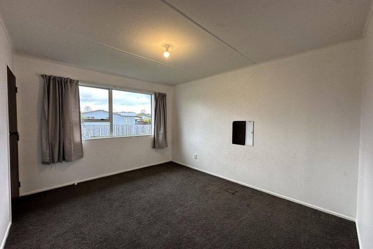 Photo of property in 2 Wyoming Grove, Totara Park, Upper Hutt, 5018