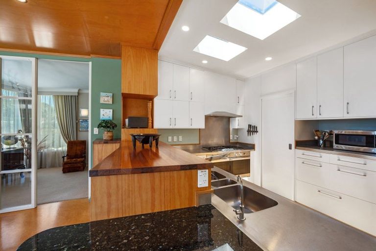 Photo of property in 6a Hauraki Road, Hauraki, Auckland, 0622