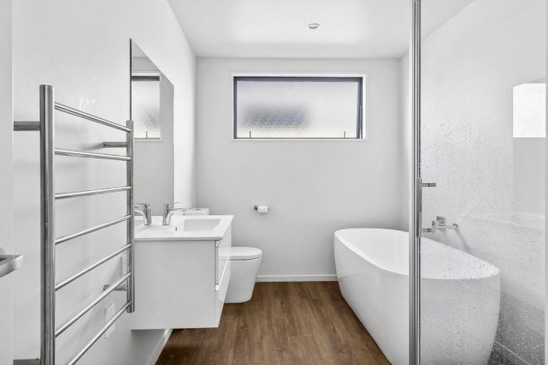 Photo of property in 24 Mount Burke Street, Wanaka, 9305