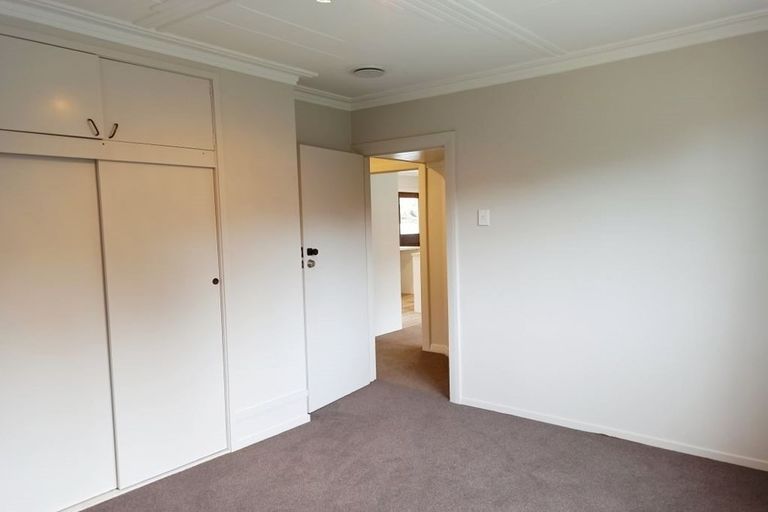 Photo of property in 60 Glen Road, Mornington, Dunedin, 9011
