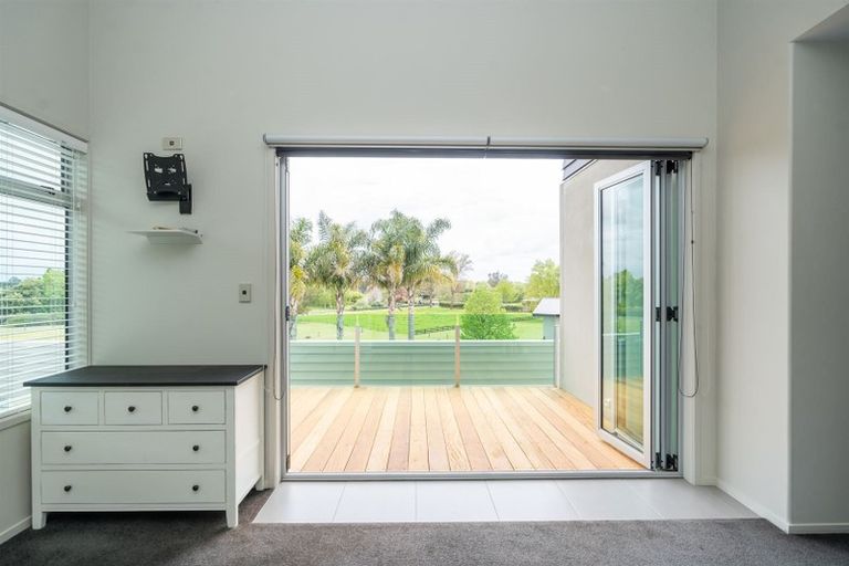 Photo of property in 42 Ryvington Lane, Tamahere, Hamilton, 3283