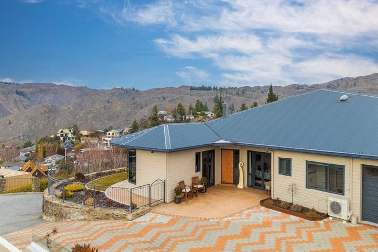 Photo of property in 22 Bodkin Road, Bridge Hill, Alexandra, 9320