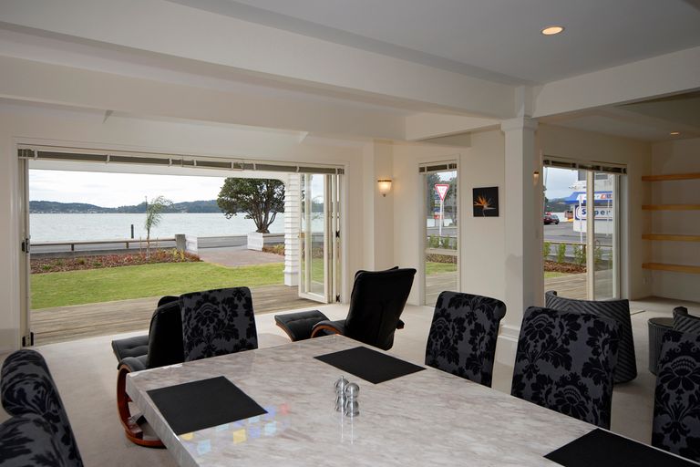 Photo of property in 1 Kings Road, Paihia, 0200