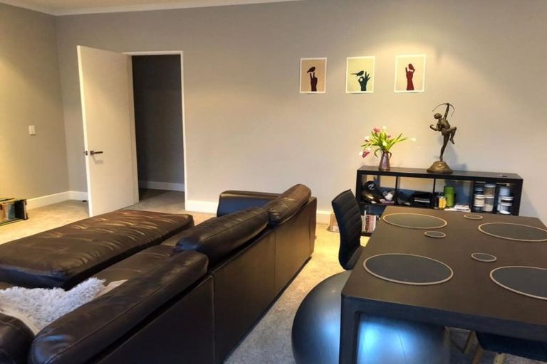 Photo of property in Augusta Apartments, 30/254 Willis Street, Te Aro, Wellington, 6011