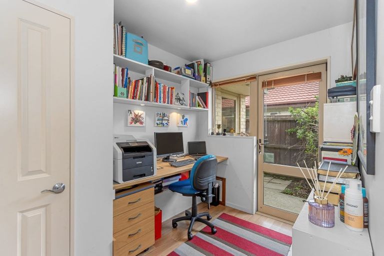 Photo of property in 18 Elmslie Grove, Halswell, Christchurch, 8025