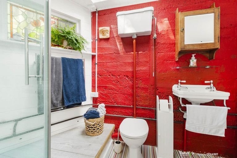 Photo of property in 4 Tyne Street, Island Bay, Wellington, 6023