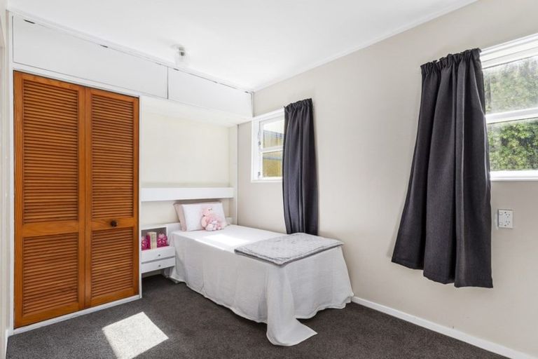 Photo of property in 19 Thornley Street, Titahi Bay, Porirua, 5022