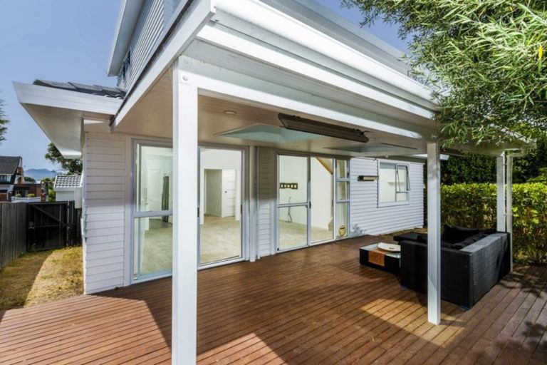 Photo of property in 234 Hurstmere Road, Takapuna, Auckland, 0622