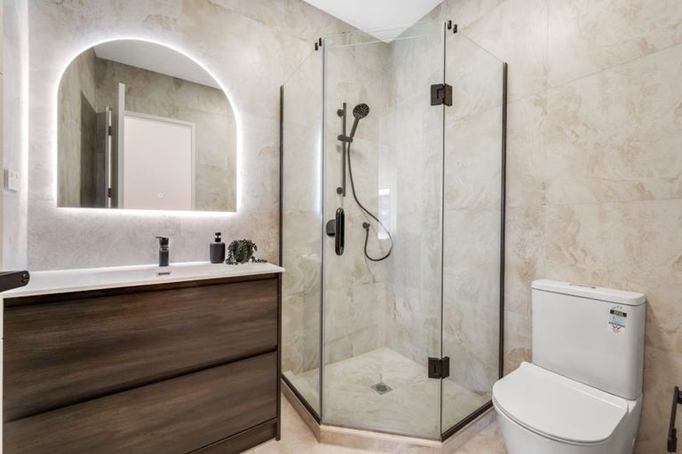 Photo of property in 13 Aituaa Road, Pukekohe, 2120