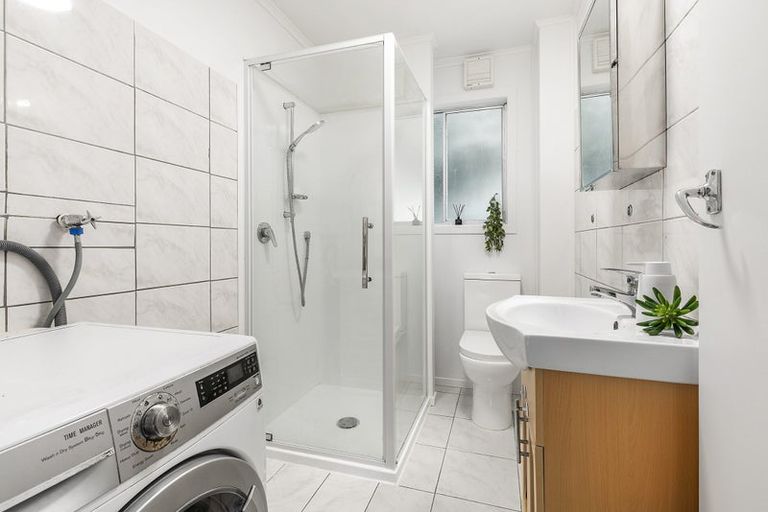 Photo of property in 1/153 Main Road, Tawa, Wellington, 5028