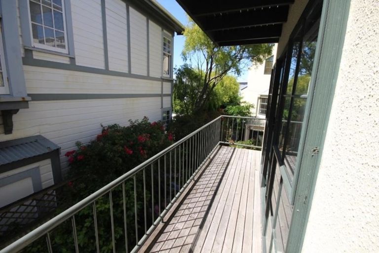 Photo of property in 16g Hobson Street, Thorndon, Wellington, 6011