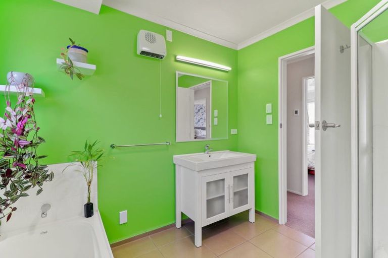 Photo of property in 18a Okoroire Street, Tirau, 3410