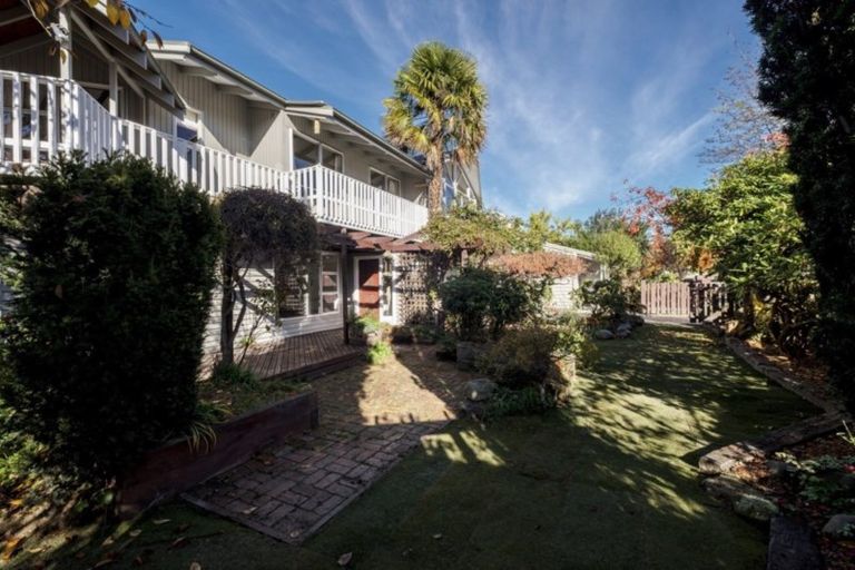 Photo of property in 2 Fox's Terrace, Arrowtown, 9302