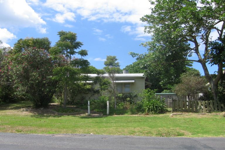 Photo of property in 18 Moa Avenue, Oneroa, Waiheke Island, 1081