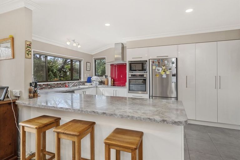 Photo of property in 2 Barnett Place, Te Puke, 3119