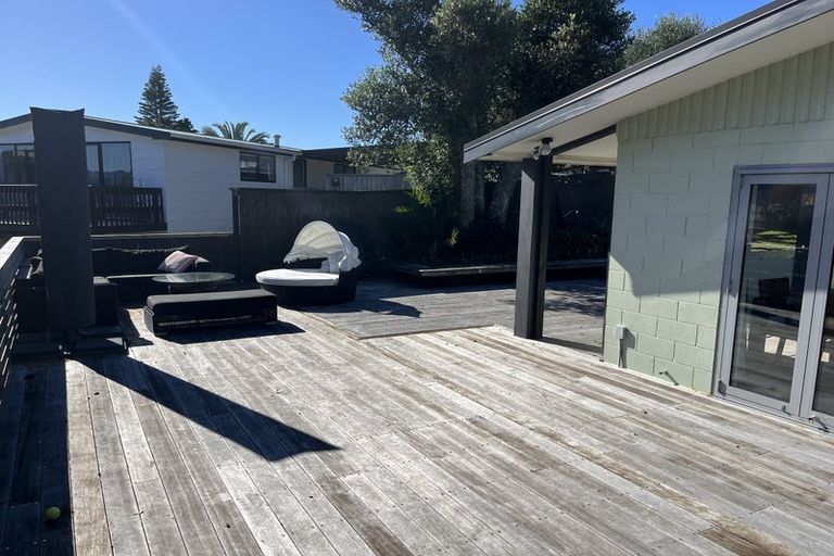 Photo of property in 10 Twilight Bay, Omaha, 0986