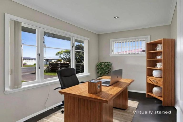 Photo of property in 124 Waihi Road, Hawera, 4610