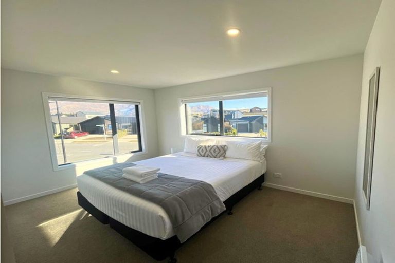 Photo of property in Northlake, 38 Glenavon Green, Wanaka, 9305