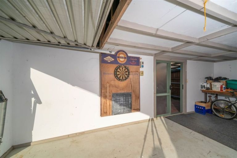 Photo of property in 297 Estuary Road, South New Brighton, Christchurch, 8062