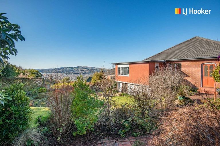 Photo of property in 28 Marewa Street, Kew, Dunedin, 9012