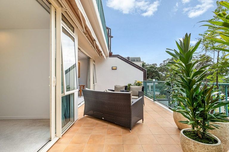 Photo of property in The Sands Apartments, 19/47 The Strand, Takapuna, Auckland, 0622