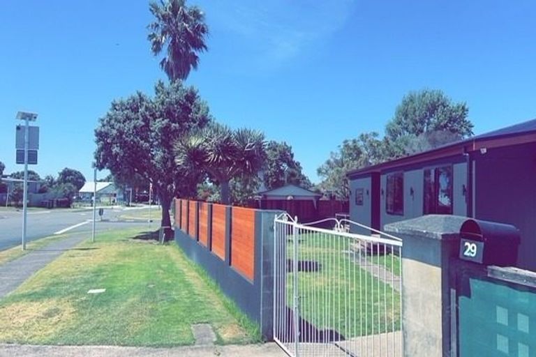 Photo of property in 29 Evans Road, Papamoa Beach, Papamoa, 3118
