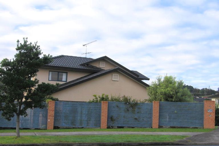 Photo of property in 19 Annalong Road, Dannemora, Auckland, 2016