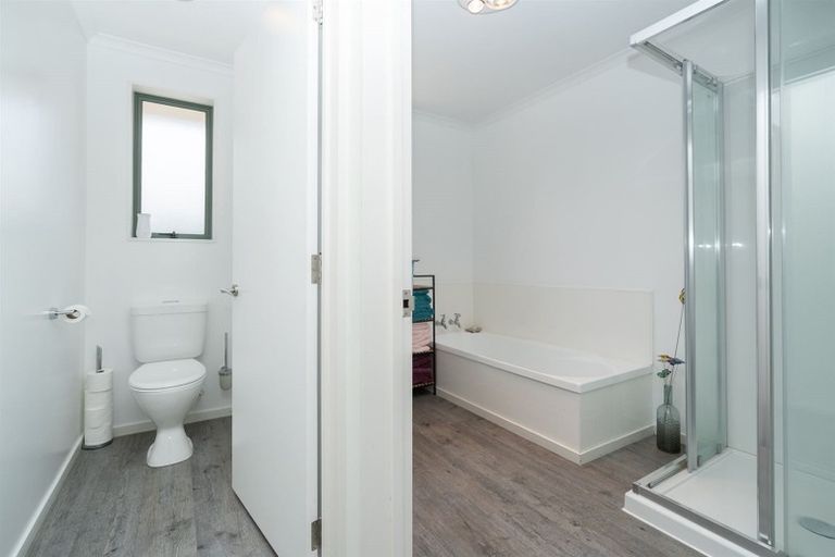 Photo of property in 15 Shannon Place, Nawton, Hamilton, 3200