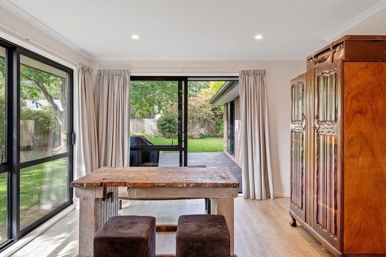 Photo of property in 5 Oakden Drive, Darfield, 7510