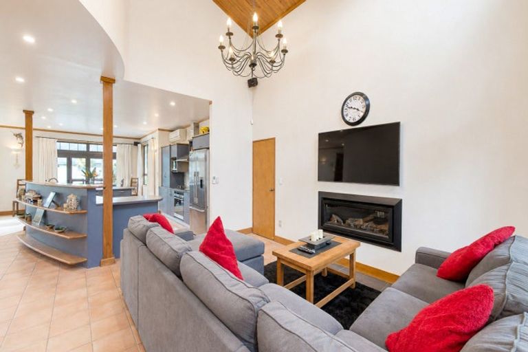 Photo of property in 103 Mako Road, Whangamata, 3620