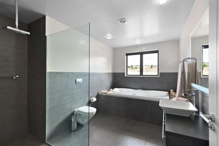 Photo of property in 42 Lichen Lane, Lake Hawea, Wanaka, 9382