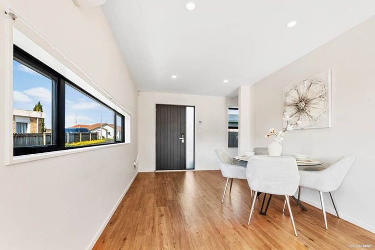 Photo of property in 18a Dana Place, Somerville, Auckland, 2014