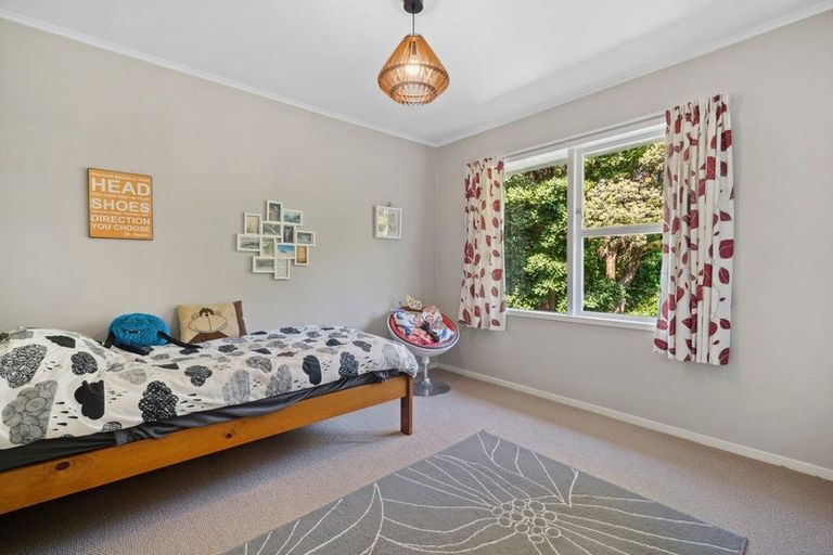Photo of property in 28 Truro Road, Camborne, Porirua, 5026