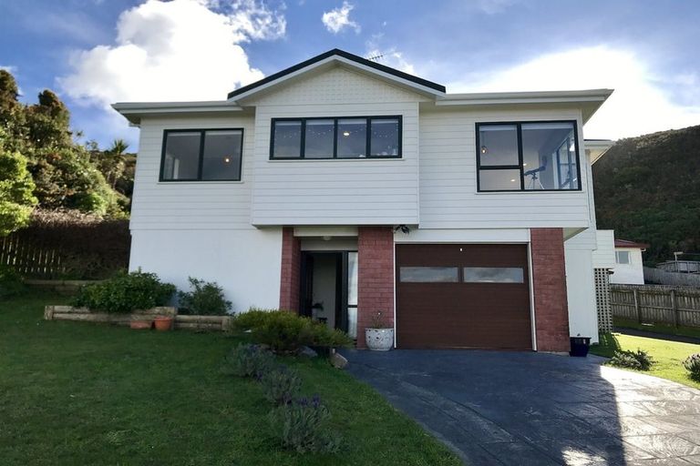 Photo of property in 19 Jaunpur Crescent, Broadmeadows, Wellington, 6035