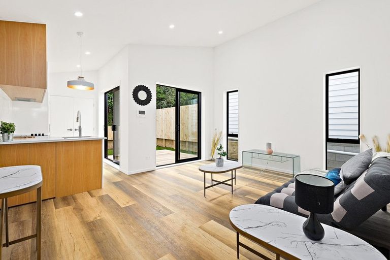 Photo of property in 3b Matakohe Road, Westgate, Auckland, 0814