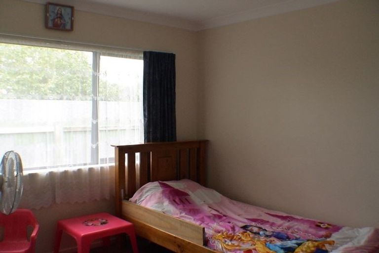 Photo of property in 133a Clevedon Road, Papakura, 2110