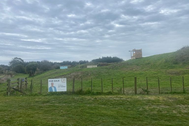 Photo of property in 38 Palmer Road, Foxton Beach, Foxton, 4891