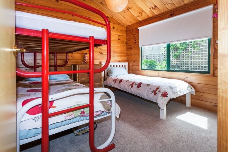 Photo of property in 121 Bambury Place, Onemana, Whangamata, 3691