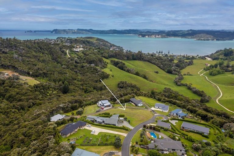 Photo of property in 5 Tironui Place, Whitianga, 3510